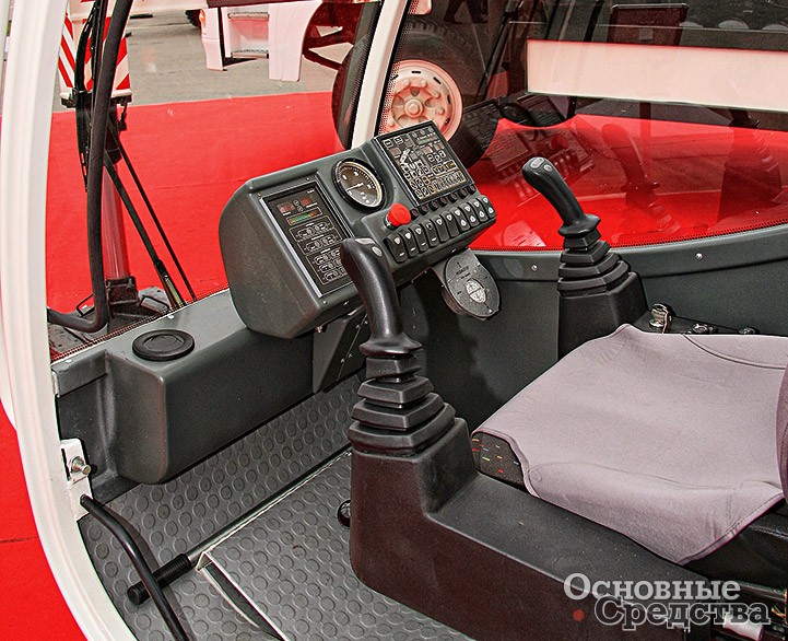 Унифицированная «ивановская» кабина с прибором безопасности АС-АОГ-01м+