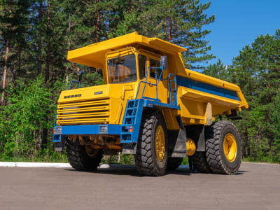 Восстановленный БЕЛАЗ с двигателем Scania испытывают в Забайкальском крае