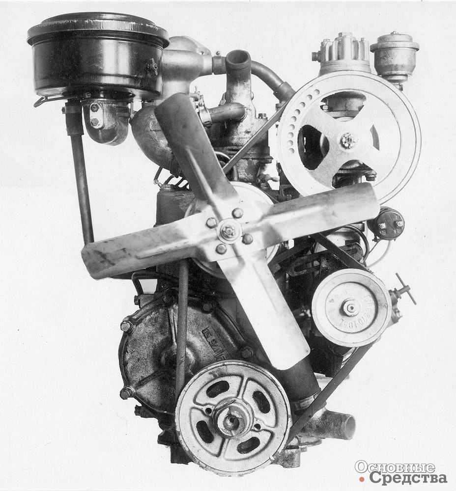 Вид двигателя ЗИС-120-ВК