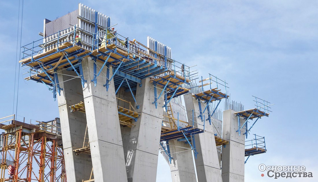 Применение крупнощитовой балочно-ригельной алюминиевой опалубки для бетонирования опор моста