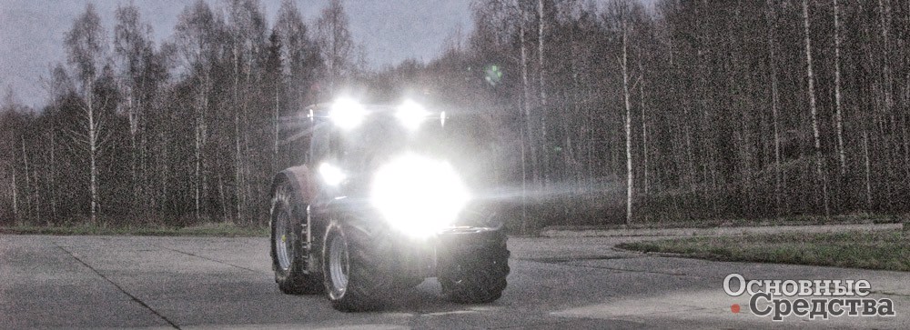 Мощная осветительная светодиодная аппаратура тракторов