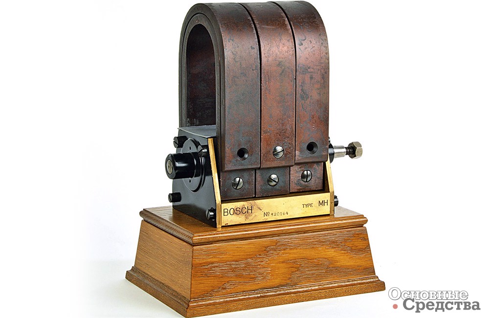 Магнето с качающейся втулкой