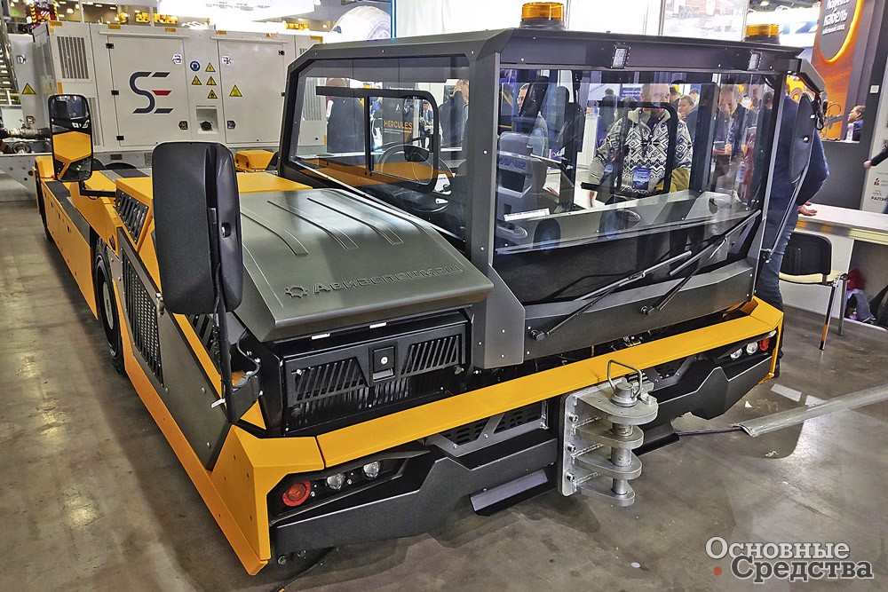 Безводильный тягач «Геркулес-160» для буксировки судов взлетной массой до 160 т