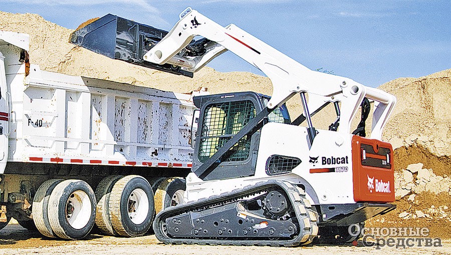 Фронтальный погрузчик Bobcat T870 выполнит большой объем погрузочно-разгрузочных работ в короткие сроки