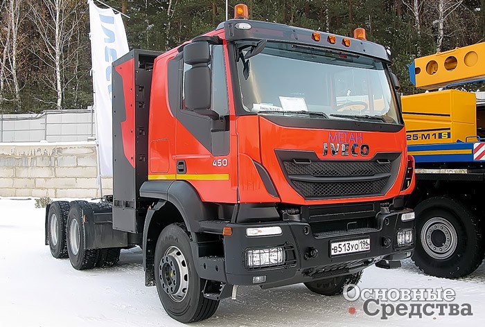 Новинка: седельный тягач IVECO-AMT 633911 (6х4) CNG с двигателем, работающим на сжатом газе метане