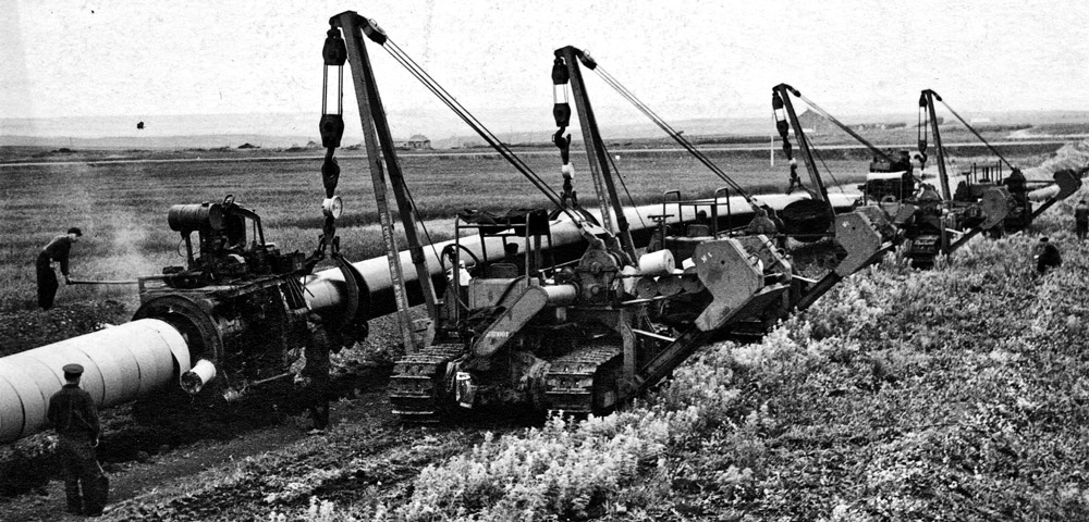 Брянские трубоукладчики на строительстве трубопровода