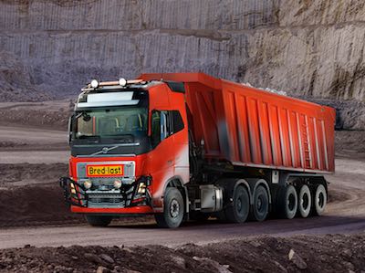 Volvo Trucks предоставляет автономное транспортное решение для компании Brönnöy Kalk AS