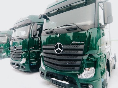R Group приобретет более 30 грузовиков Mercedes-Benz Actros