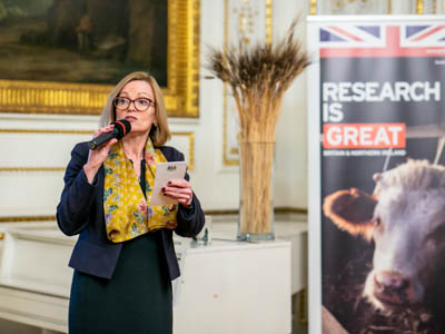 JCB представила в посольстве Великобритании решения для аграрного сектора