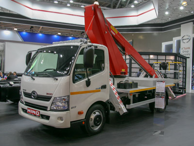 Отзыв более 3500 грузовиков Hino 300 Series