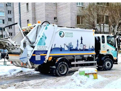 Автопарк Невского экологического оператора пополнился новыми мусоровозами