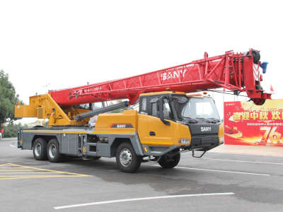 Новые мобильные краны SANY грузоподъёмностью 25 и 30 тонн