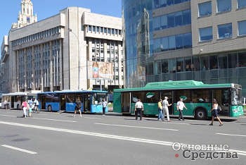 «Группа ГАЗ», ретро-парад автобусов