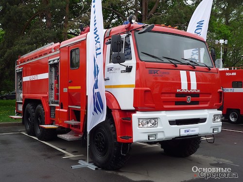 Пожарная автоцистерна АЦ-8-40 компании «ТЕХИНКОМ»