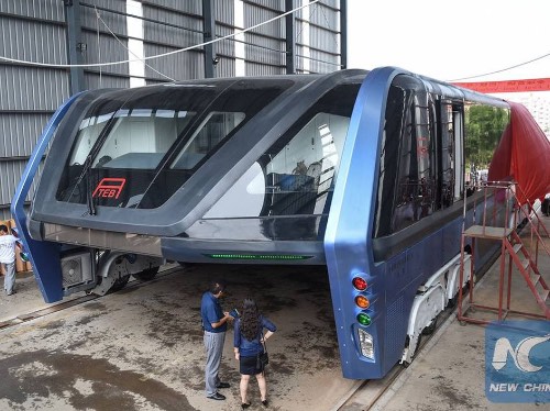 «Транзитный высотный автобус» — китайская инновация