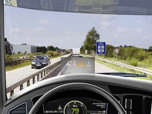 Continental представила систему проецирования показаний приборов грузовых автомобилей и автобусов на ветровое стекло