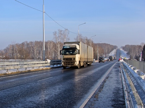 Федеральные дорожники открыли новый путепровод через железную дорогу в Подмосковье